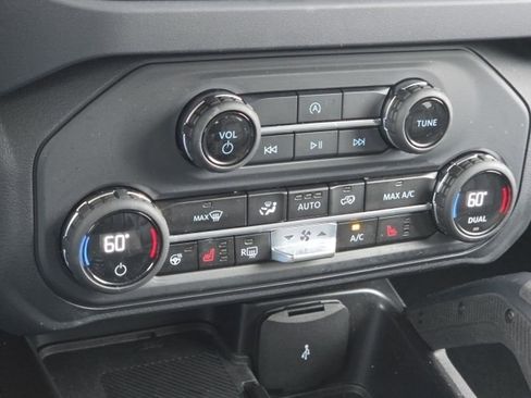 Used 2025 Ford Bronco Badlands AWD/4WD image 22