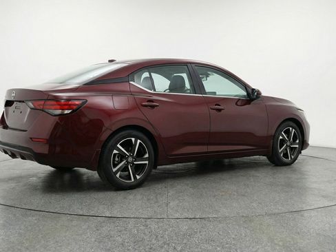 Used 2025 Nissan Sentra SV FWD image 9