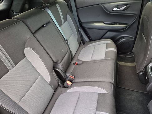 Used 2025 Chevrolet Blazer LT AWD/4WD image 29