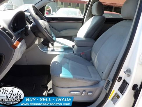 Used 2010 Hyundai Veracruz GLS image 12