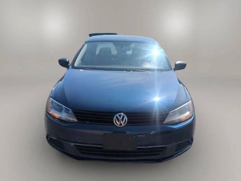 Used 2014 Volkswagen Jetta S FWD image 2