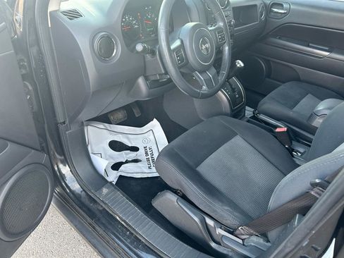 Used 2011 Jeep Patriot Latitude image 10