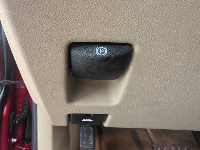 Used 2013 Cadillac CTS Luxury AWD/4WD image 21