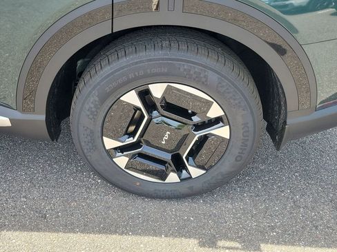 New 2027 Kia Telluride EX FWD image 38