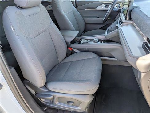 Certified 2025 Ford Explorer Active image 23