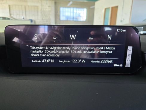 New 2026 MAZDA MAZDA3 Hatchback w/Premium Plus Pkg image 28