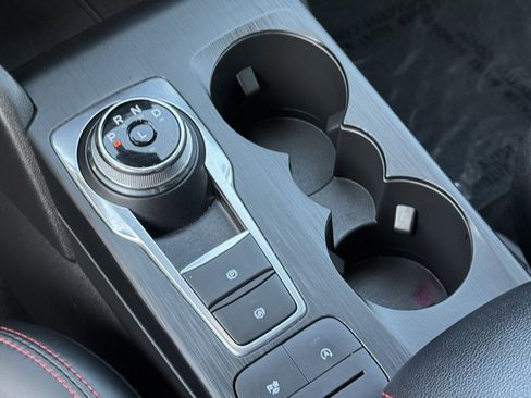 Used 2025 Ford Escape ST-Line Select image 25