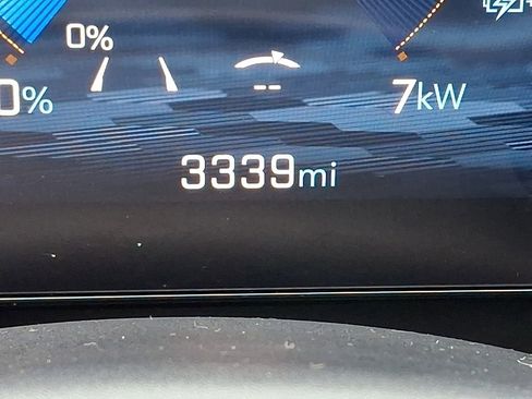 Used 2025 Chevrolet Blazer EV LT image 20