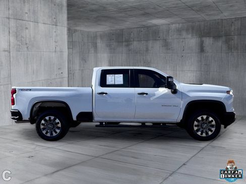 Used 2024 Chevrolet Silverado 2500 Custom w/ Custom Value Package AWD/4WD image 6
