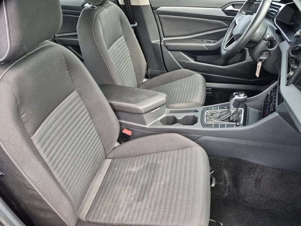 Used 2025 Volkswagen Jetta S FWD image 31