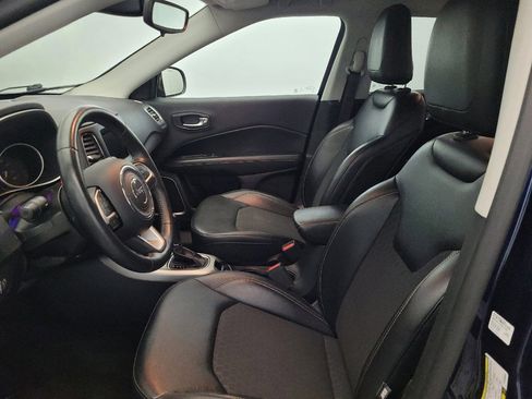 Used 2019 Jeep Compass Latitude AWD/4WD image 17