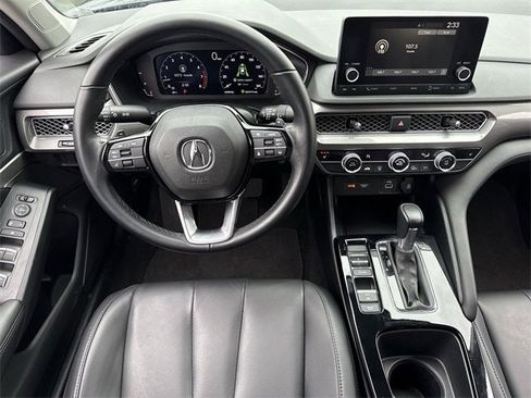 Used 2023 Acura Integra image 11