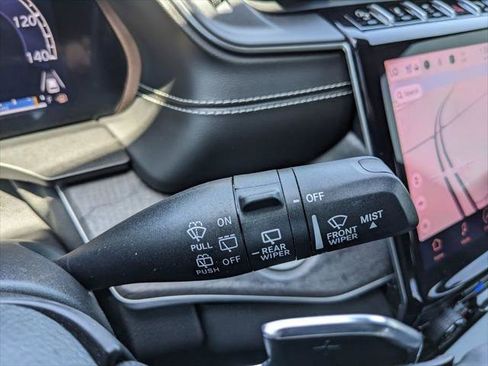 Certified 2025 Jeep Grand Cherokee L Limited w/ Luxury Tech Group II RWD image 59