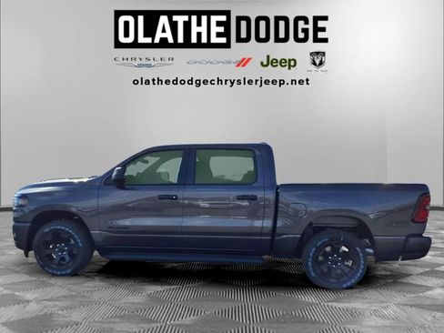 New 2026 RAM 1500 Express AWD/4WD image 19
