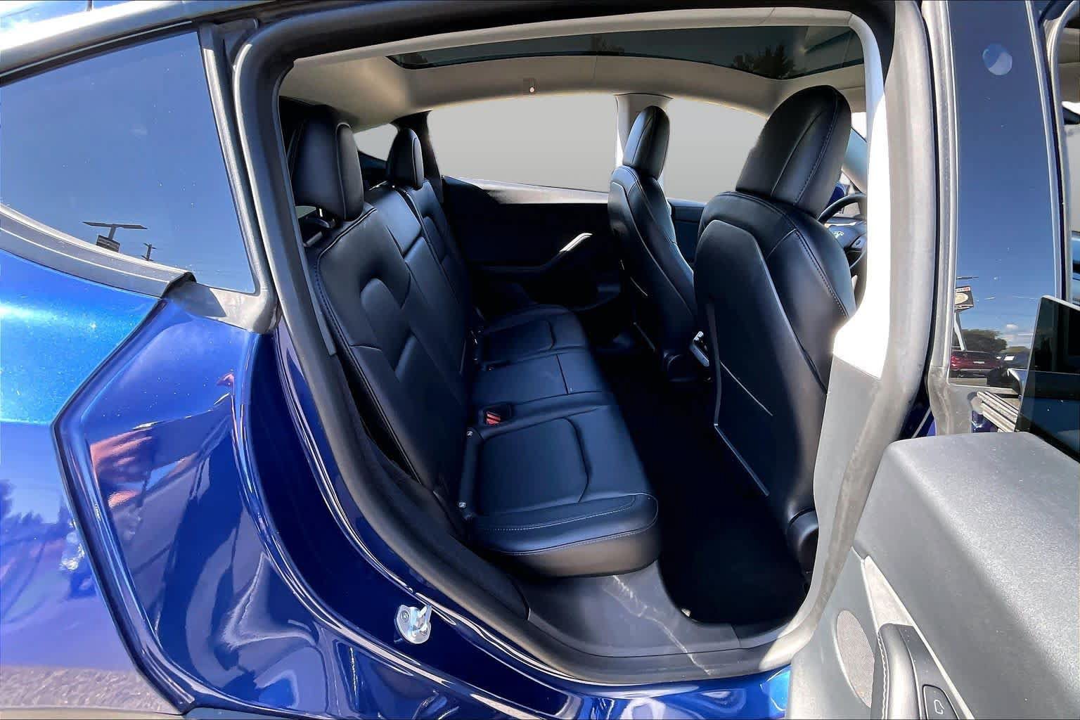 Used 2023 Tesla Model Y Long Range AWD/4WD image 19