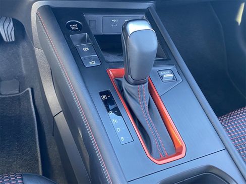 New 2026 Nissan Kicks SR w/ Cold Weather Package image 31