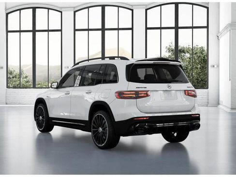 New 2026 Mercedes-Benz GLB 35 AMG 4MATIC image 28