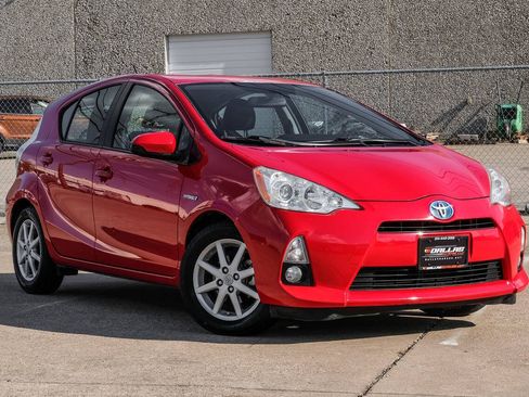 Used 2012 Toyota Prius C Four FWD image 8