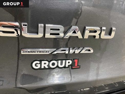 Used 2022 Subaru Ascent Premium w/ Convenience Package AWD/4WD image 30