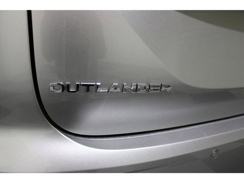 Used 2024 Mitsubishi Outlander Ralliart image 18