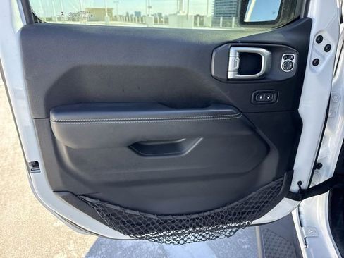 Used 2020 Jeep Gladiator Rubicon image 13