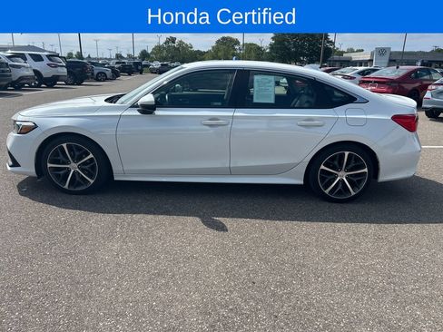 Certified 2024 Honda Civic Touring image 5