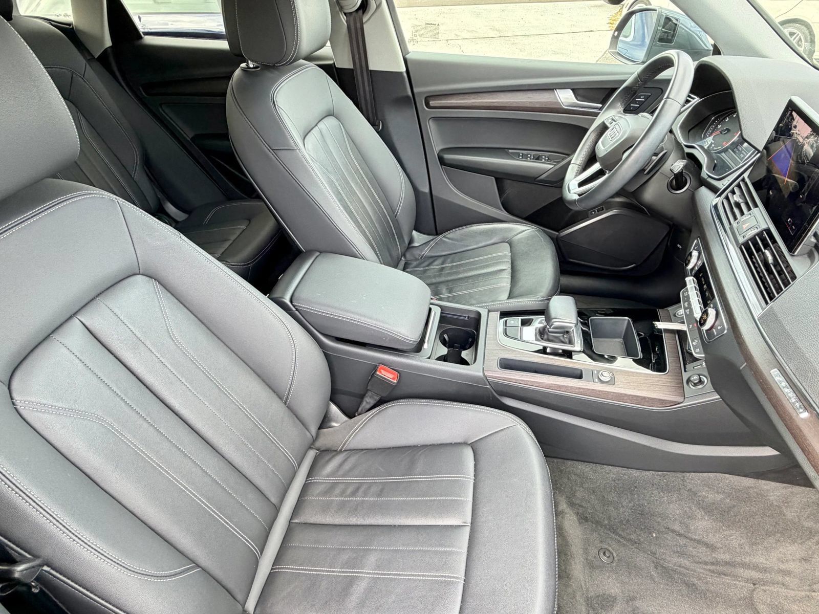 Used 2021 Audi Q5 2.0T Premium w/ Convenience Package AWD/4WD image 43