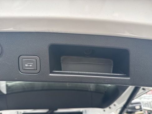 New 2026 GMC Terrain AT4 w/ Convenience Package III image 29