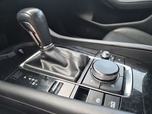 Used 2023 MAZDA MAZDA3 s image 13