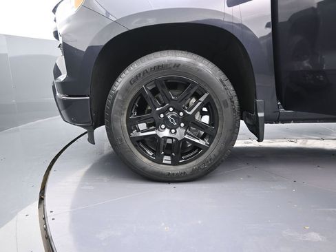 Used 2023 Chevrolet Silverado 1500 RST image 13