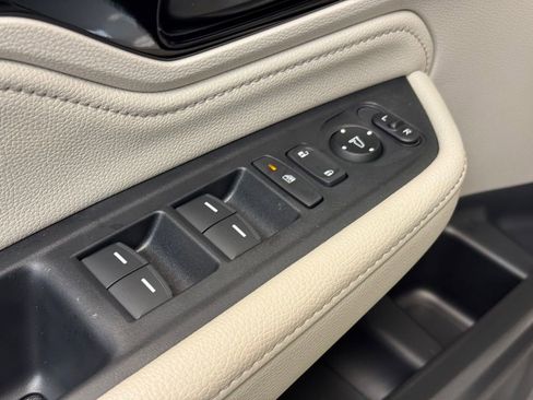 New 2026 Honda Odyssey Touring image 10