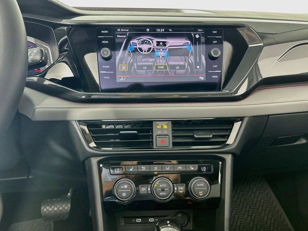 Certified 2023 Volkswagen Taos SEL AWD/4WD image 16