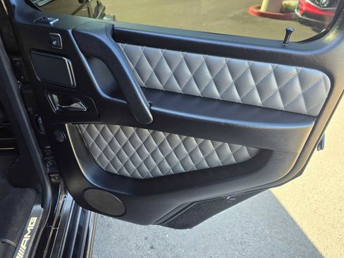 Used 2017 Mercedes-Benz G 63 AMG 4MATIC image 13