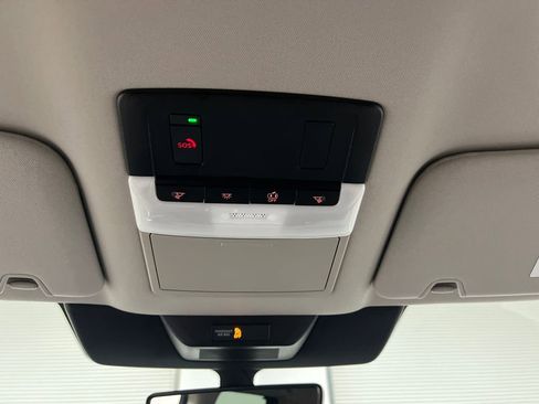 Used 2025 Nissan Pathfinder SL image 65