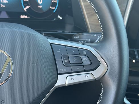 Certified 2025 Volkswagen Atlas SE w/ Panoramic Sunroof Package image 21