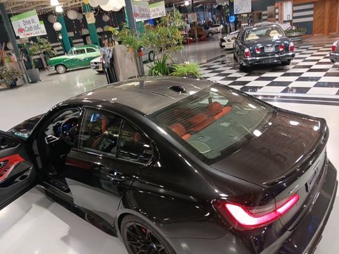 Used 2025 BMW M3 Competition w/ Executive Package AWD/4WD image 5