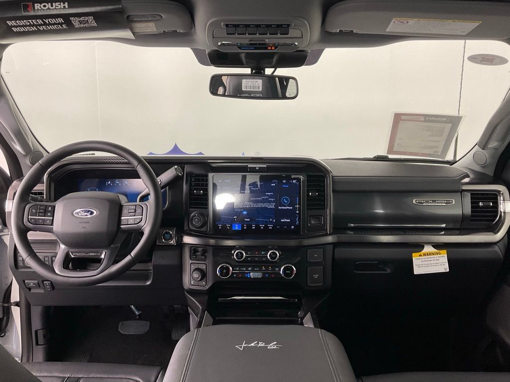 New 2026 Ford F250 Lariat w/ Black Appearance Package AWD/4WD image 18