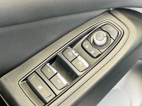 New 2026 Subaru Ascent Limited Bronze image 18