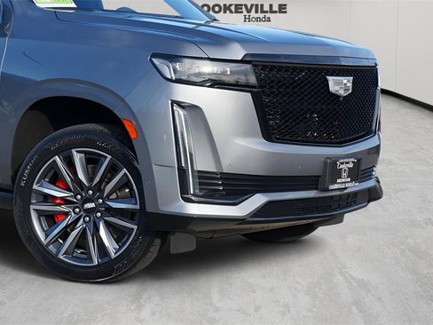 Used 2021 Cadillac Escalade Sport w/ Driver Assist Tech Package image 3