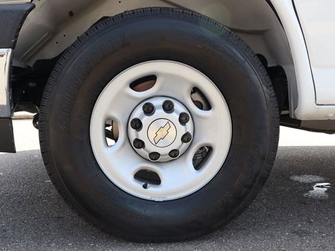 New 2025 Chevrolet Express 2500 w/ Driver Convenience Package image 20