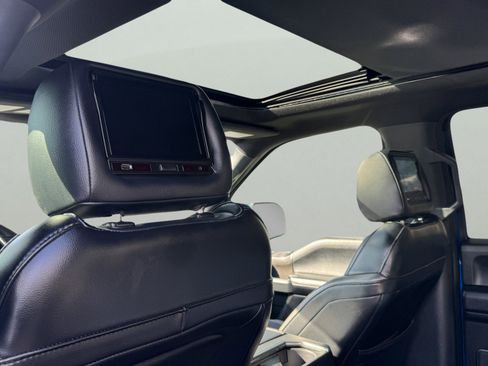 Used 2019 Ford F150 Raptor w/ Equipment Group 802A Luxury image 26