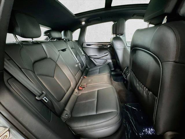 Certified 2026 Porsche Macan Turbo AWD/4WD image 24