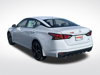 New 2025 Nissan Altima 2.5 SR w/ SR Premium Package AWD/4WD video 3