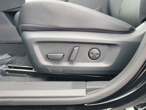 New 2026 Nissan Rogue SV w/ SV Premium Package image 20