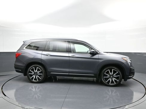 Certified 2022 Honda Pilot Touring image 5