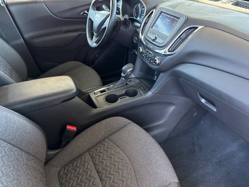 Used 2024 Chevrolet Equinox LT FWD image 25