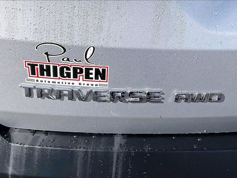 Used 2021 Chevrolet Traverse LS image 24