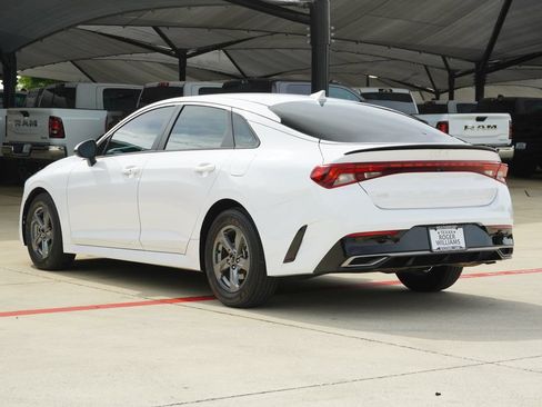 Used 2023 Kia K5 LXS FWD image 3