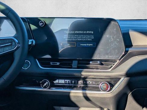 New 2026 Chevrolet Equinox LT w/ Midnight Edition image 12