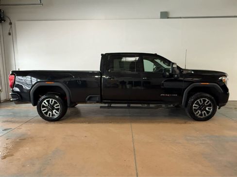 Used 2022 GMC Sierra 3500 AT4 w/ AT4 Preferred Package image 6